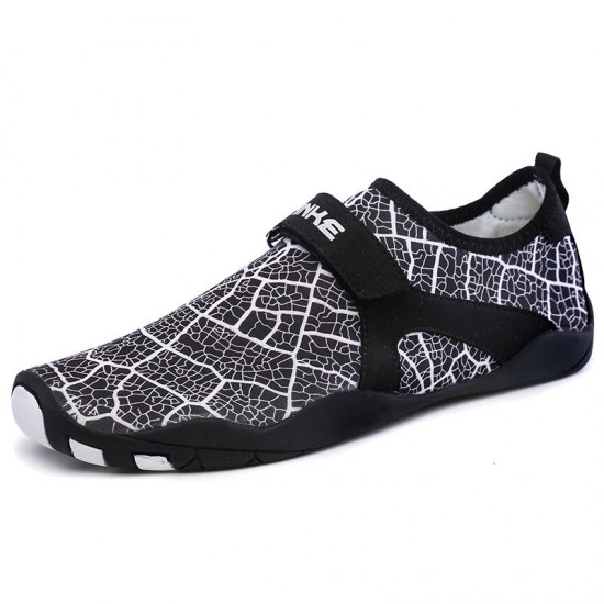 Big Size Men Sports Quick Drying Water Shoes Printed Breathable Beach Shoes Flats