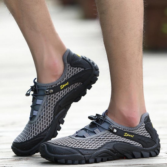 Men Anti Collision Toe Mesh Outdoor Hiking Sneakers