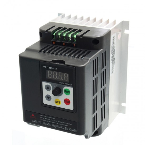 0.75KW 380V Variable Frequency Inverter Built-in PLC 3 Phase in 3 Phase Out Frequency Converter