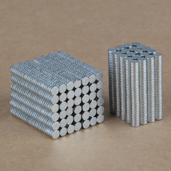 100PCS 3mm x 1mm N35 Rare Earth Neodymium Super Strong Magnets