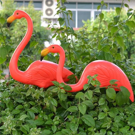 1 Pair Red Lawn Flamingo Figurine Plastic Party Grassland Garden Ornaments Decor