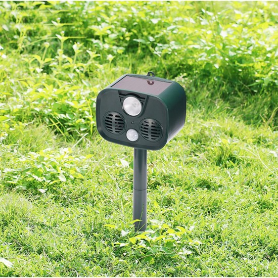 Garden Solar Animal Repeller Solar Ultrasonic PIR Sensor Electronic Courtyard Outdoor Repellent