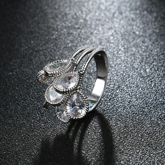 Elegant Silver Luxury Ring Water Drop Zircon Ring Weeding Jewelry Gift for Women