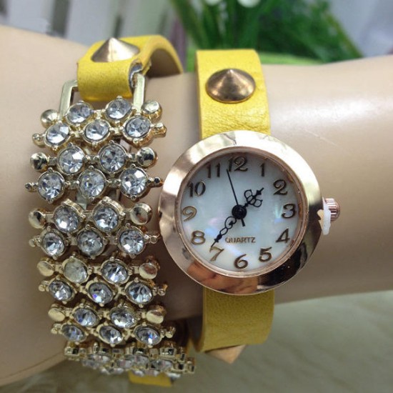 Casual Crystal Rivets Bracelet PU Leather Band Wrist Watch