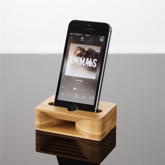 Universal Wooden Phone Stand Amplifier Mobile Bracket Lazy Holder for under 5.5-inch Smartphone Universal Wooden Phone Stand Amplifier Mobile Bracket Lazy Holder for under 5.5-inch Smartphone