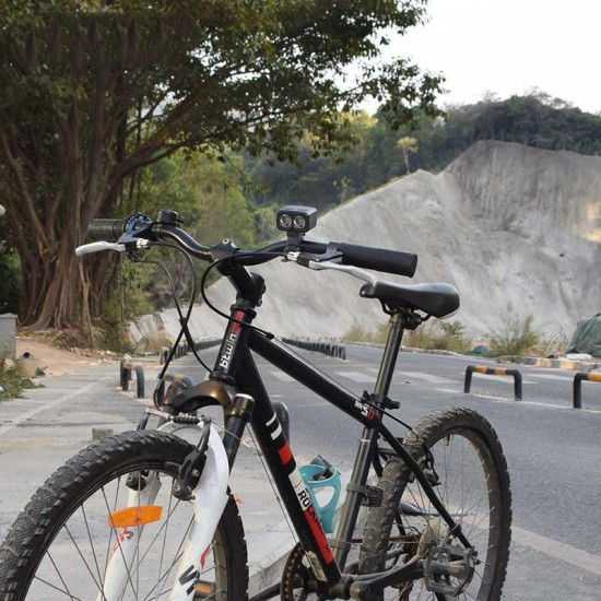 2Pcs XANES DL05 1000LM 2XPE LED 1200mAh Battery 5-Mode IP65 Waterproof Mini Bicycle Head Light Power Display 360 Degree Rotation 2Pcs XANES DL05 1000LM 2XPE LED 1200mAh Battery 5-Mode IP65 Waterproof Mini Bicycle Head Light Power Display 360 Degree Rotation
