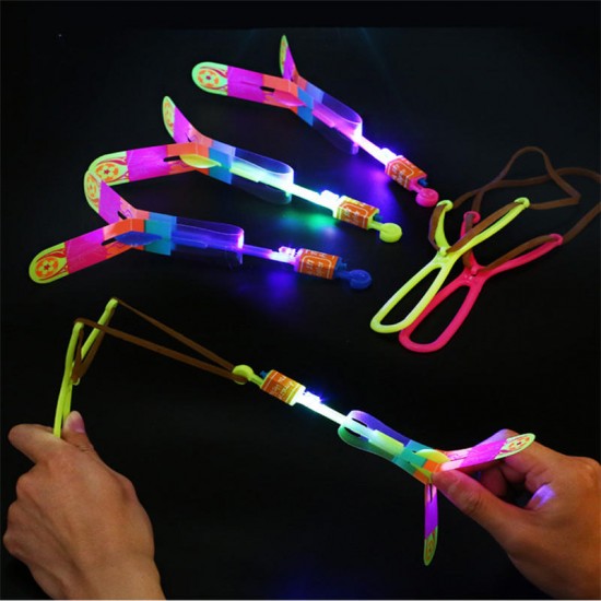 1Pcs Illuminated Flying Toy Children's Gift Blue Light LED Flash Arrow Training Player