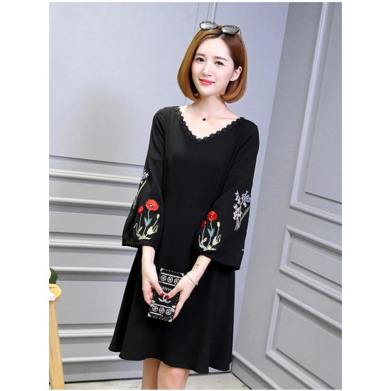 Elegant Women A Line Dress Embroidered Lantern Sleeve Casual Dresses