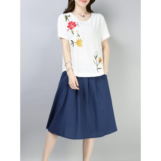 Casual Loose Embroidered O-Neck Short Sleeve Blouse for Women