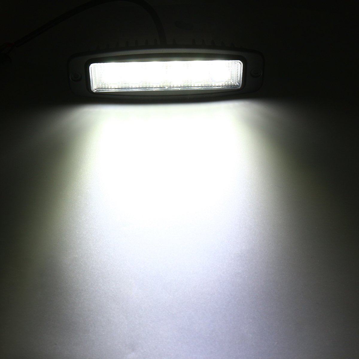 10-30V-6-LED-Car-Aluminum-Alloy-Flush-Mount-Flood-Work-Light-Bar-Driving-Reverse-Lamp-1372001
