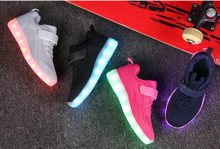 Kids-Light-Up-LED-Sport-Shoes-Girls-Boys-Mesh-sneakers-Flash-Shoes-1205498