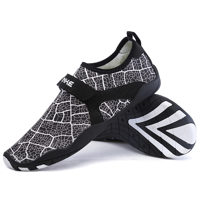 Big-Size-Men-Sports-Quick-Drying-Water-Shoes-Printed-Breathable-Beach-Shoes-Flats-1292699