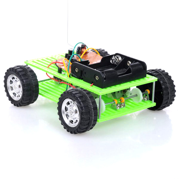 DIY-Two-way-Remote-Control-NO14-Green-Car-Kit-Assembling-Model-Toy-Robot-1114355