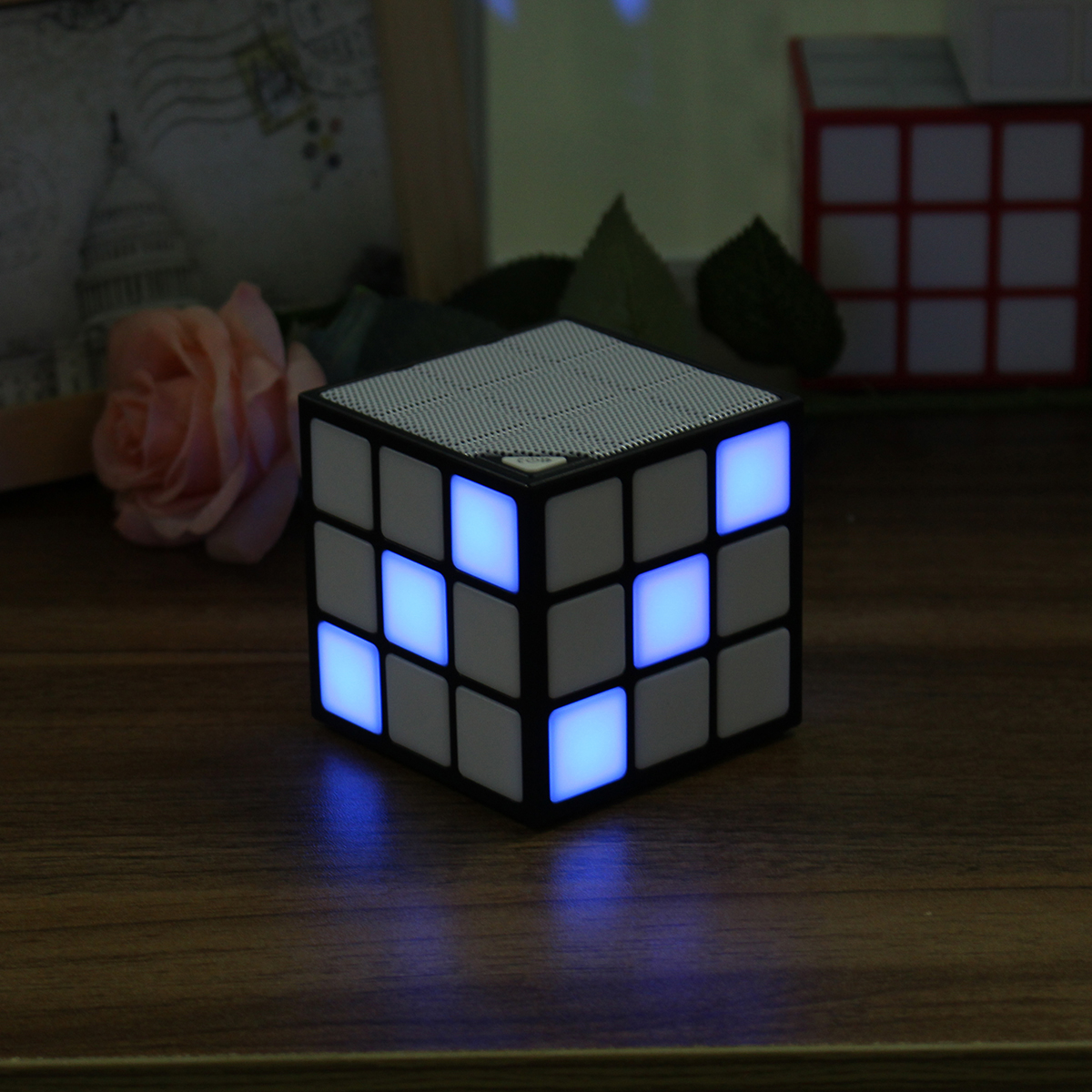 bluetooth-Wireless-Handfree-Magic-Cube-Speaker-36-LED-Colorful-Light-Music-AUX-1239431