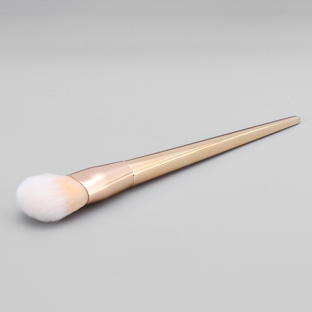 7Pcs-Makeup-Brushes-Set-Electroplating-Rod-Foundation-Eye-Shadow-Tools-Full-Kit-1272203