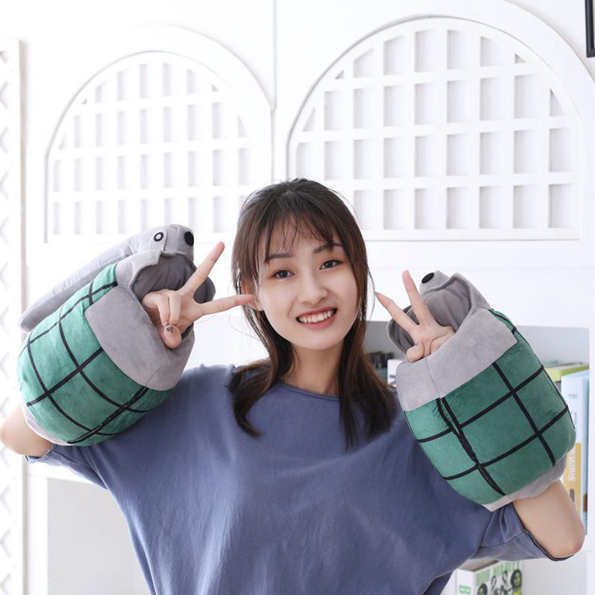 1-Pair-Costumes-Grenade-Gloves-Stuffed-Plush-Toy-Cosplay-Prop-Christmas-Novelty-Gift-1379242