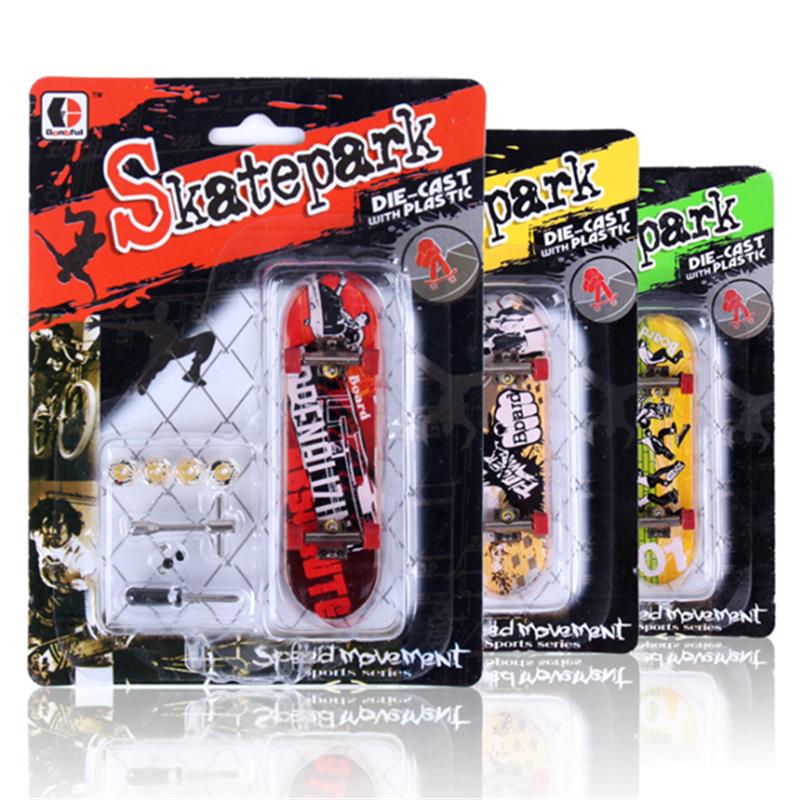 1pc-Pack-Finger-Board-Deck-Truck-Hand-Skateboard-Boy-Child-Novelties-Toys-1171486