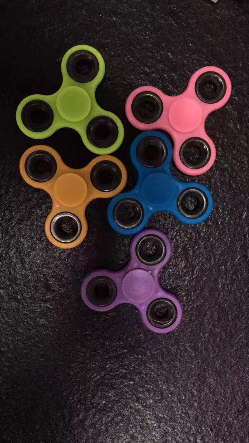 Luminous-Tri-Spinner-Fidget-Hand-Spinner-For-Rotation-Hybrid-Eramic-Bearing-Anti-Stress-Toys-1135524
