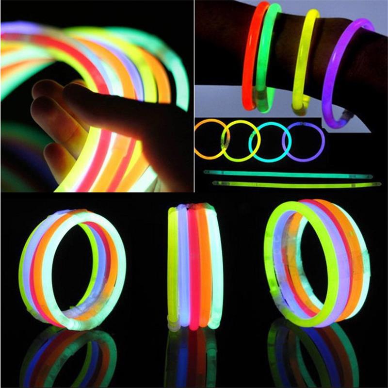 100pcs-Wholesale-LED-Flashing-Light-Novelty-Toys-Glow-Stick-for-Festivities-Decoration-1124387