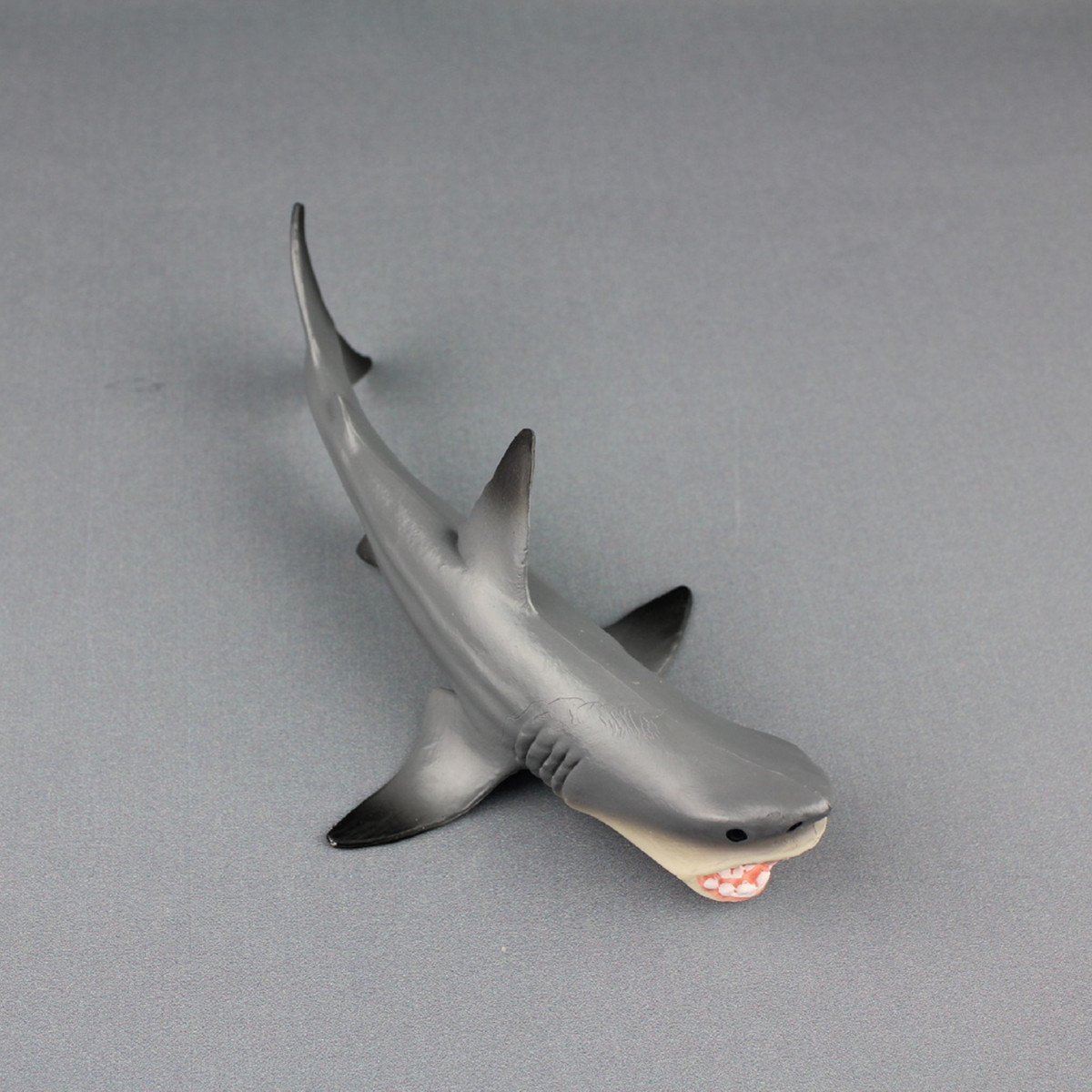 Megalodon-Prehistoric-Shark-Toy-Model-Diecast-Model-Desk-Decor-Home-1361940