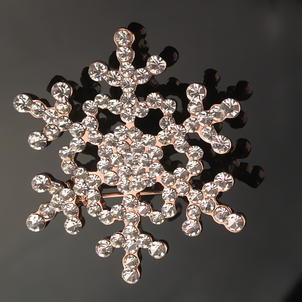 Christmas-Brooch-Snowflake-Design-Brooch-Festival-Party-Brooch-Trendy-Women-Jewelry-Festival-Gift-1213751
