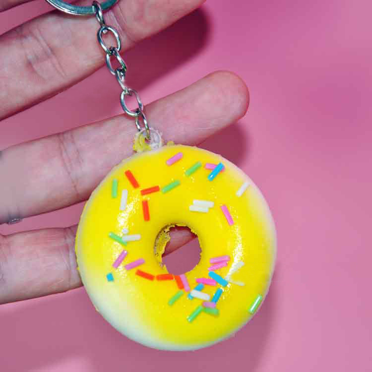 10PCS-5CM-Random-Color-Squishy-Donuts-Cell-Phone-Strap-Key-Chain-Scented-1097043
