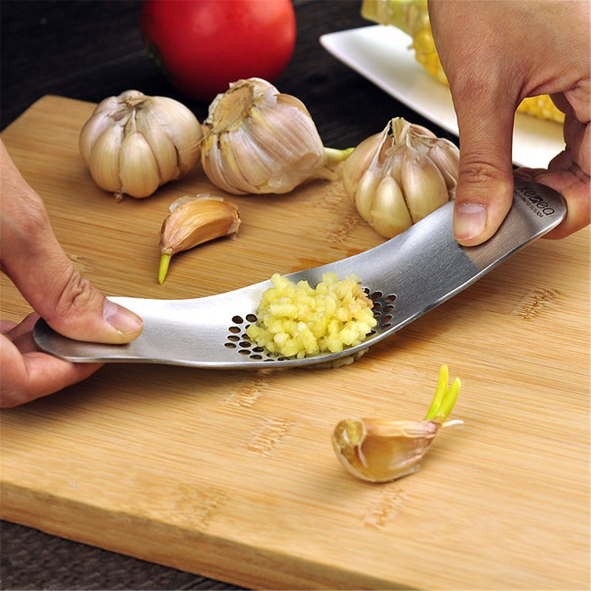 Stainless-Steel-Garlic-Press-Grinding-Slicer-Mincer-Metal-Novelty-kitchen-Crusher-Chopper-Cutter-1066530