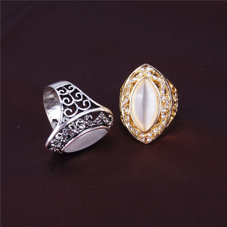 Ethnic-White-Rhinestone-Finger-Ring-Hollow-Oval-Geometric-Rings-Vintage-Jewelry-for-Women-1337734