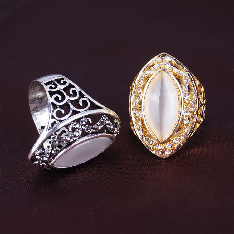 Ethnic-White-Rhinestone-Finger-Ring-Hollow-Oval-Geometric-Rings-Vintage-Jewelry-for-Women-1337734