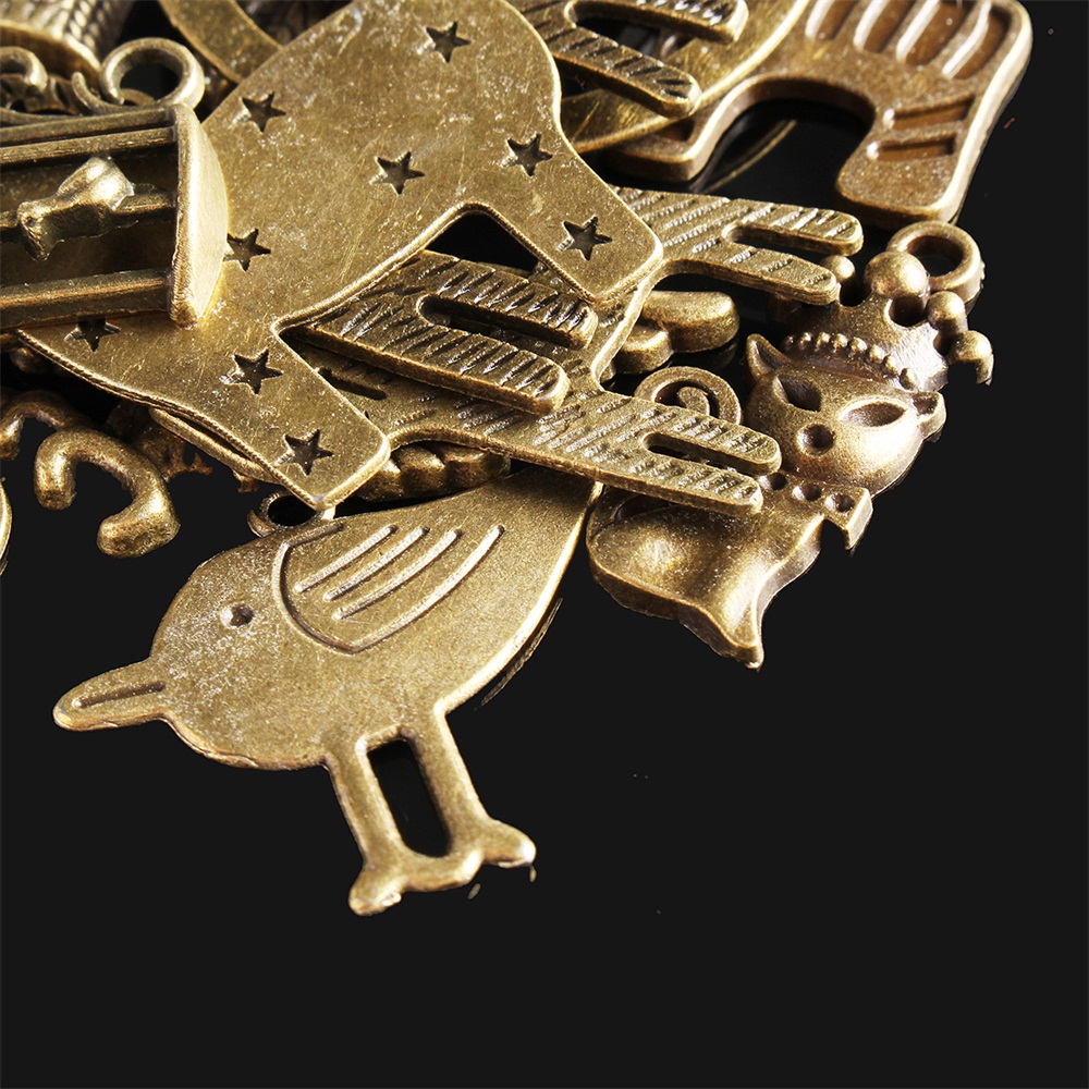 12Pcs-Chinese-Zodiac-Vintage-DIY-Antique-Bronze-Pendant-Decor-Multi-Styling-Metal-Animal-Ornaments-1354636