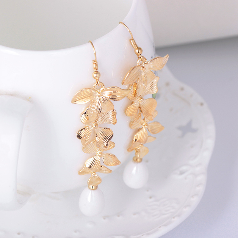 Sweet-Ear-Drop-Earring-Gold-leaves-Oval-Beaded-Pendant-Artificial-Peal-Earrings-Jewelry-for-Women-1325910