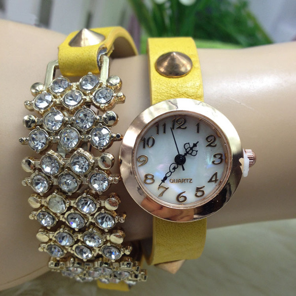 Casual-Crystal-Rivets-Bracelet-PU-Leather-Band-Wrist-Watch-983923