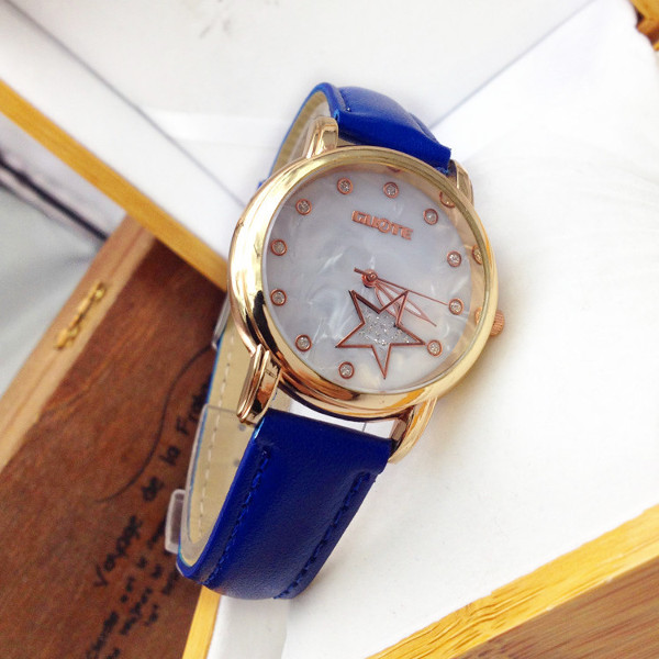 Casual-Rhinestone-Star-Leather-Band-Wrist-Watch-975473