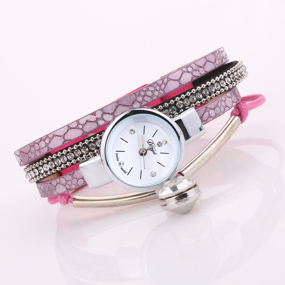 DUOYA-D254-Crystal-Pendant-Women-Bracelet-Watch-Retro-Style-Leather-Strap-Quartz-Watch-1438817