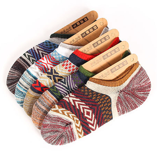 Mens-Retro-National-Style-Spell-Colors-Breathable-Invisible-Cotton-Boat-Socks-1072460