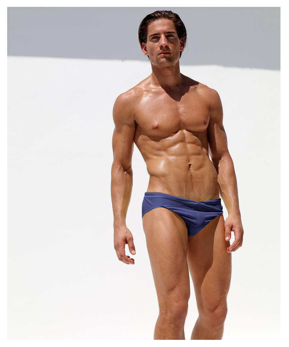 AQUX-54-Fashion-Men-Sexy-Low-Waist-Tight-Beach-Swimwear-Swimming-Trunks-Swimsuit-Briefs-Underpants-1297867