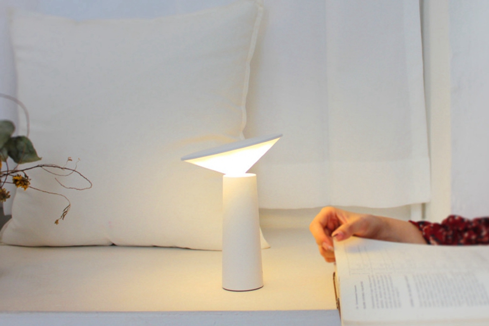 4W-Creative-Rotatable-LED-Touch-Dimming-Table-Lamp-USB-Rechargeable-Eye-Protection-Reading-Light-1353526