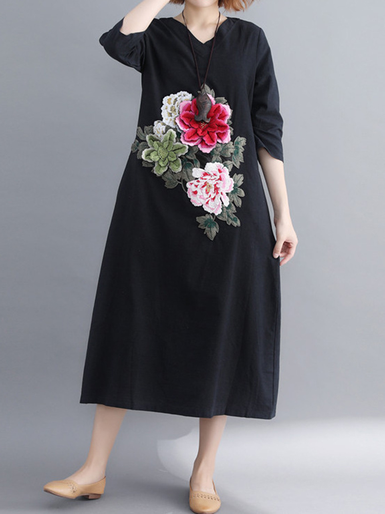 Floral-Embroidery-A-line-V-neck-Long-Sleeve-Maxi-Dress-1345278