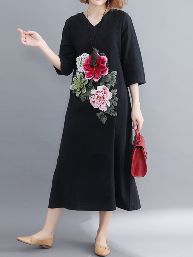 Floral-Embroidery-A-line-V-neck-Long-Sleeve-Maxi-Dress-1345278