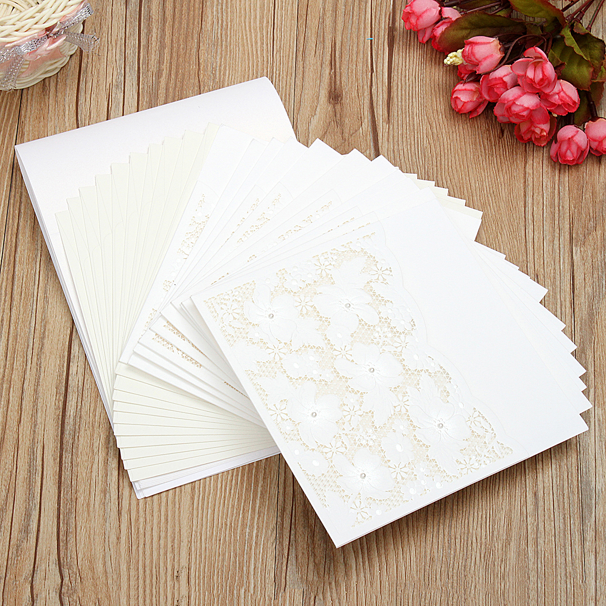 10Pcs-Laser-Cut-Flower-Hollow-Out-Bead-Wedding-Evening-Invitations-Cards-Envelopes-Seals-1058606