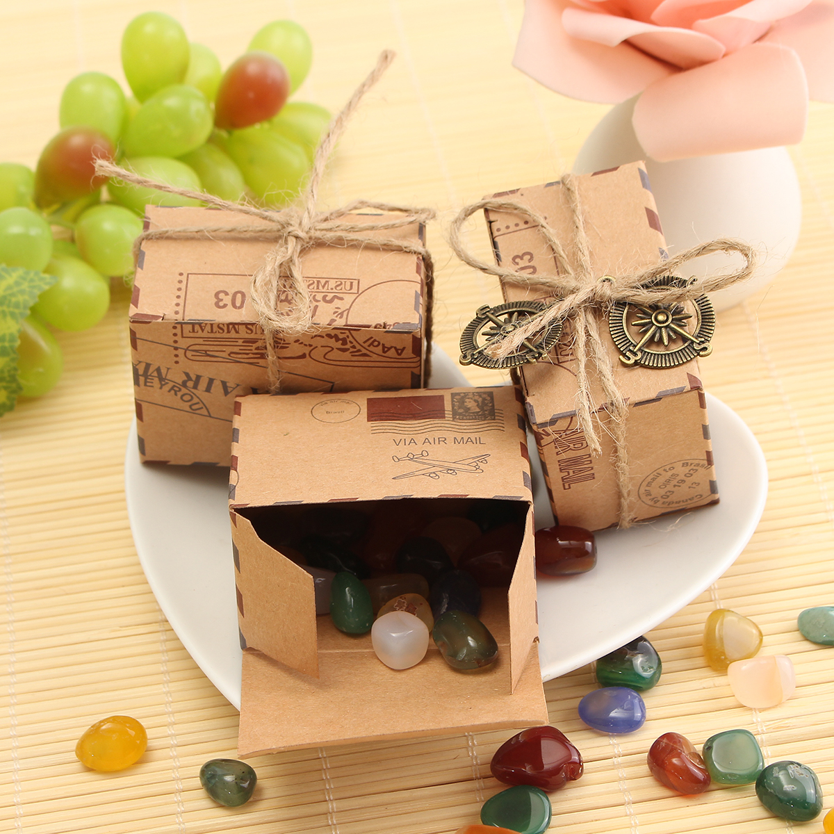 50pcs-Kraft-Paper-Box-Airplane-Mail-Candy-Box-Rustic-Wedding-Favors-Shabby-Vintage-Gift-Packing-Bags-1110199