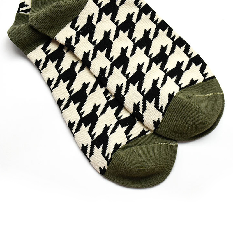 Men-Women-Outdoor-Fashion-Plaid-Socks-Middle-Tube-Socks-1391156